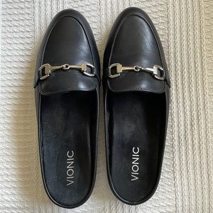 Vionic Adeline Black Leather Mules